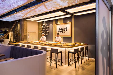 Sushi Bar .